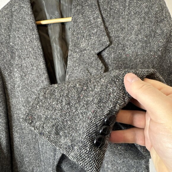 Magee Donegal Tweed Sport Coat Men 42 Gray Herringbone Irish Wool Blazer - Picture 2 of 7